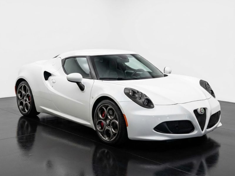 Alfa Romeo 4C Base Grade 2015