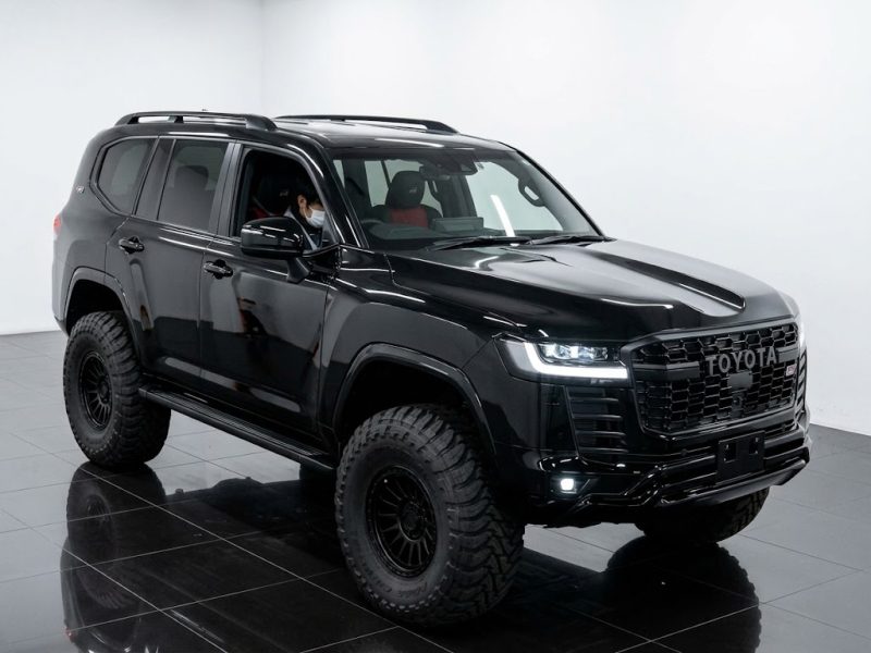 Toyota Land Cruiser ZX 2023