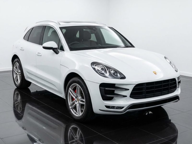 Porsche Macan Turbo 2014