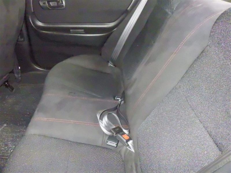 Honda Integra Type R DB8 Championship White manual import from Japan