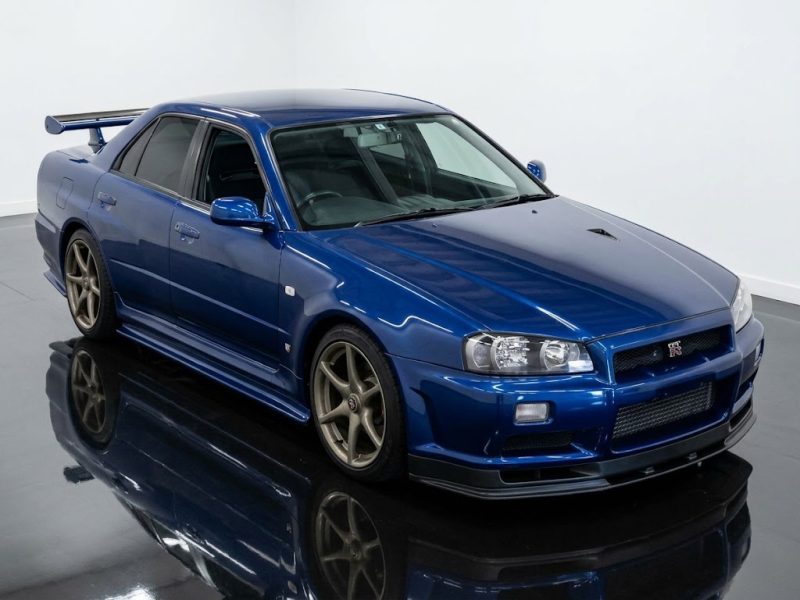 Nissan Skyline ER34 25GT Turbo dark blue Japanese import.