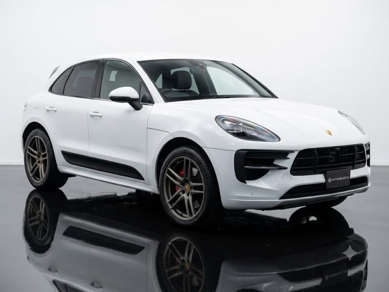 2021 Porsche Macan GTS White Front View