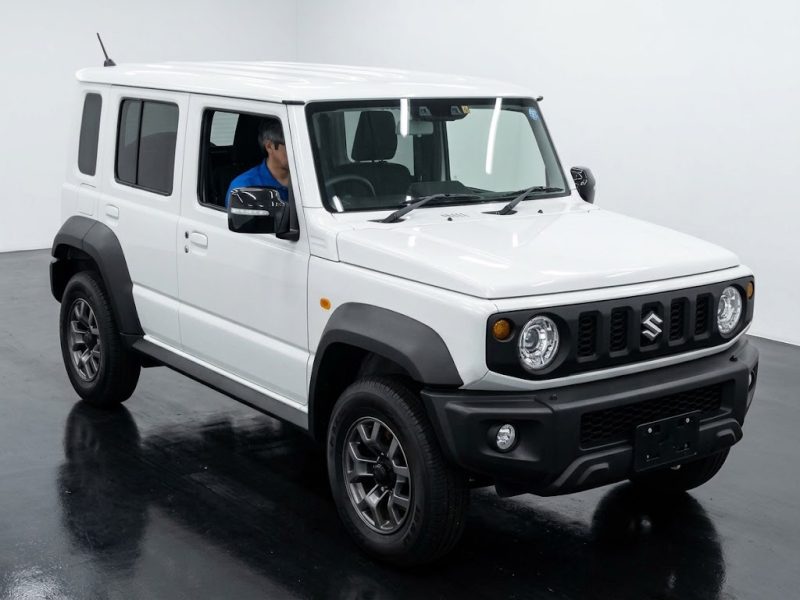 Suzuki Jimny Nomade FC 2026 White Pearl delivery mileage Japanese import.