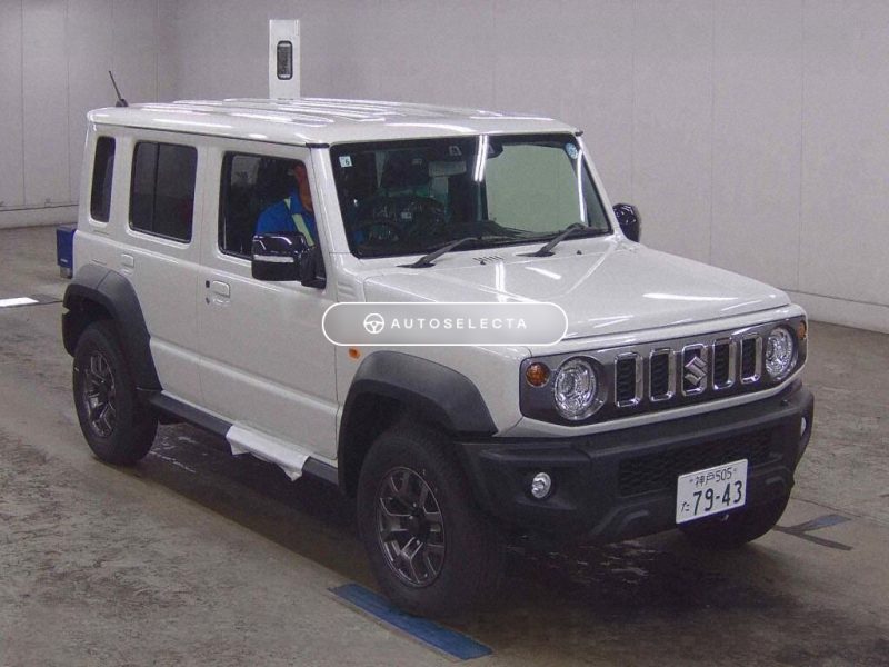 Suzuki Jimny Nomade FC Pearl White Front Three Quarter View