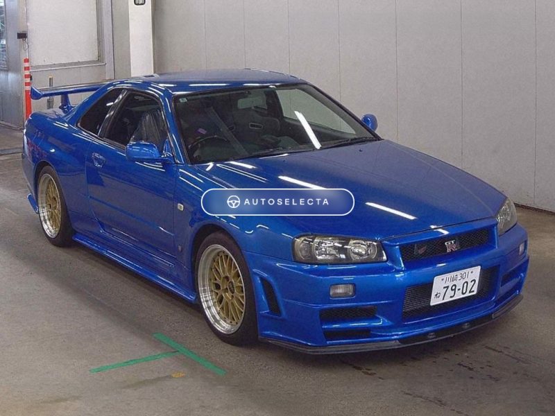 Nissan Skyline GT-R V-Spec Front Three Quarter View