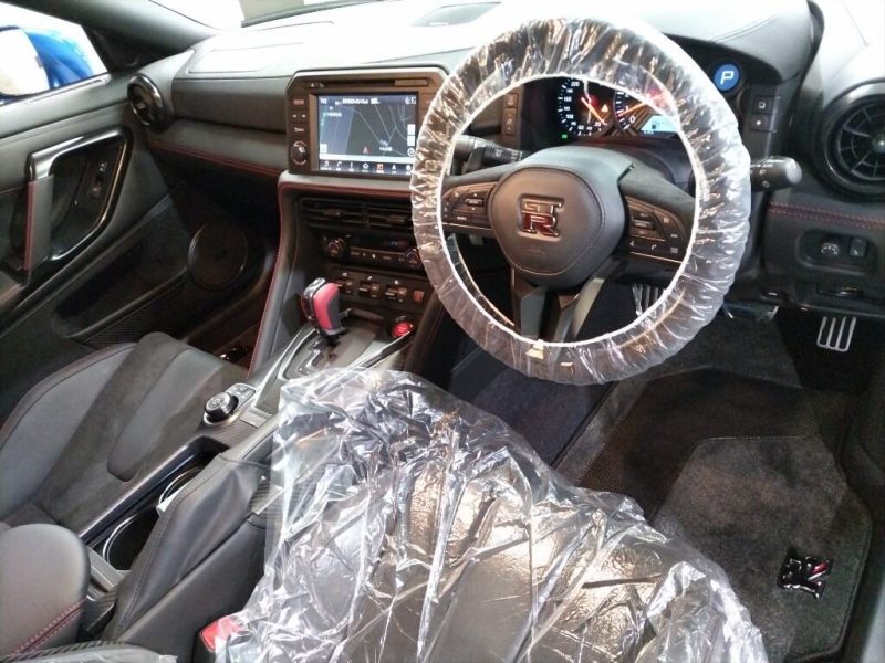 Nissan GT-R Track Edition Engineered By NISMO RECARO interior