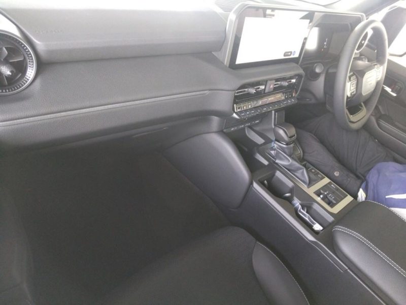 Toyota Land Cruiser 250 VX Black leather interior