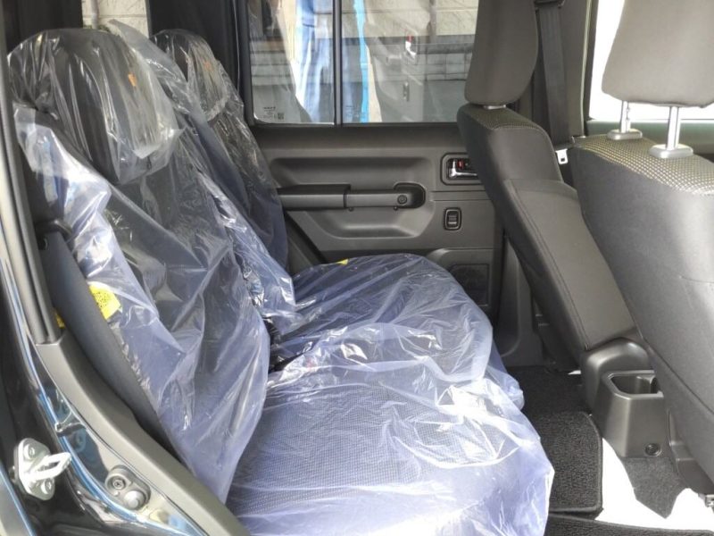 Suzuki Jimny Nomade rear passenger seating area