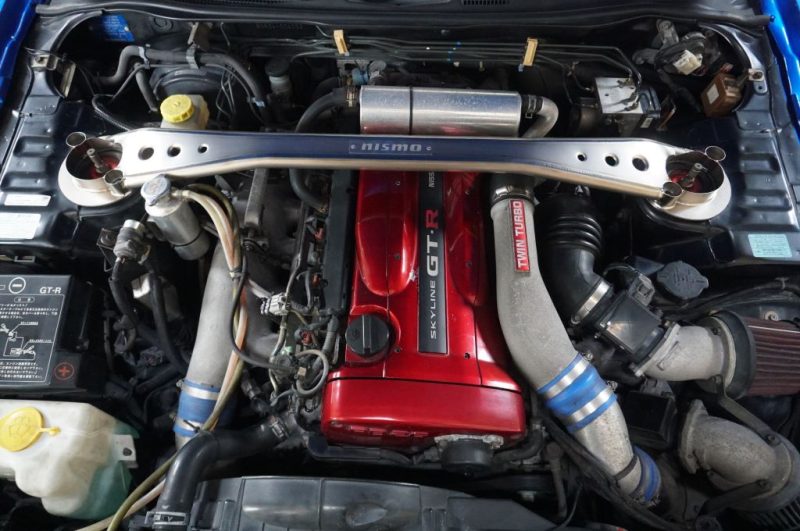 Nissan Skyline GT-R V Spec R34 RB26DETT Engine Bay With NISMO Upgrades
